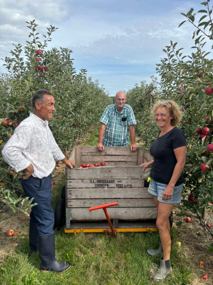 Appelplukker van De Pesnionado's